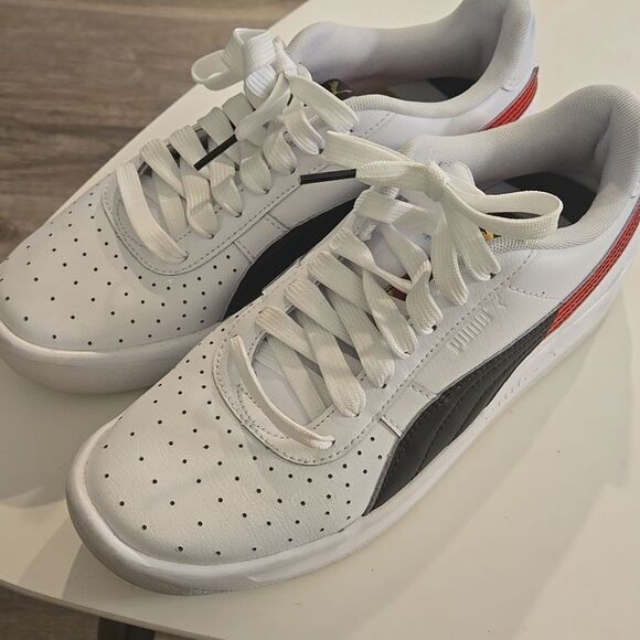Puma Gv Special White Sneakers with Red and Black Accents - Picture 8 of 10